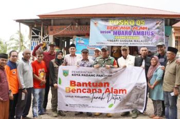 Peduli Bencana, Pemkot Padang Panjang Salurkan Bantuan ke Malalo Tanah Datar