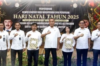 25 warga binaan Lapas Madiun terima remisi khusus Natal 2025