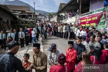 Menjawab paradoks keberagamaan di Indonesia