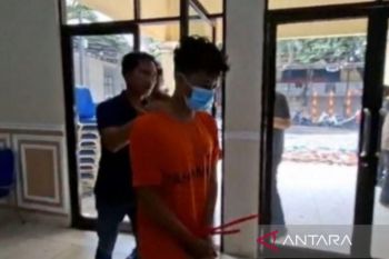 Motif tersangka teror bom di Depok karena kekecewaan