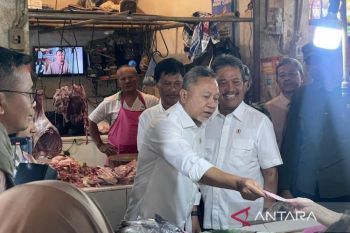 Indonesia maintains secure food supply amid holiday demand surge