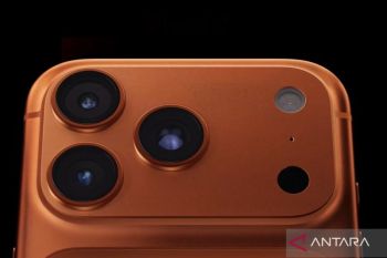 Apple dikabarkan gandeng Intel produksi chip iPhone 2028