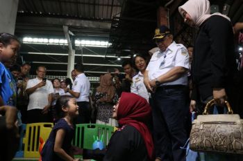 Minister urges to add traditional games at Yogyakarta Station