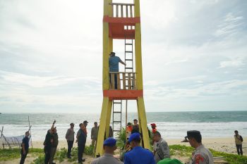 Bupati Garut tekankan pentingnya keselamatan di tempat wisata saat libur akhir tahun