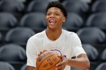 Clippers incar kemenangan kelima beruntun menjamu Kings