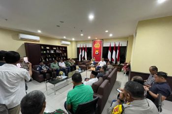 Polda Maluku tindak tegas  pelaku tawuran bawa senjata tajam di UIN Ambon