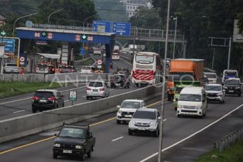 Jelang Tahun Baru, lalin di empat ruas tol Regional Nusantara meningkat