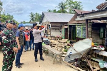 Floods hit nearly 11,000 people in S Kalimantan's&nbsp;Balangan District