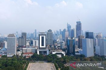 Suhu Jakarta diperkirakan 24-30 derajat Celcius pada Senin pagi