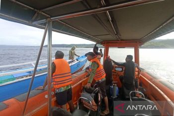 Indonesia, Spain coordinate after Labuan&nbsp;Bajo&nbsp;boat sinks