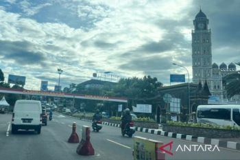 Pemkab bersama Polres Bogor terapkan Car Free Night di jalur Puncak saat malam Tahun Baru
