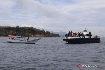 Tim SAR bentuk dua tim untuk cari korban kapal tenggelam di Labuan Bajo