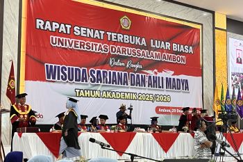 Unidar Ambon wisuda ulang 652 alumni yang belum terdata di PDDIKTI