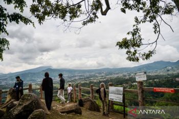 Kemenpar rekomendasi destinasi wisata ramah keluarga libur Nataru