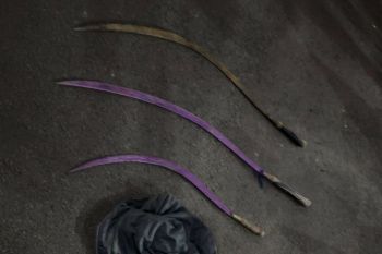 Empat remaja bersenjata tajam di Kemayoran diringkus