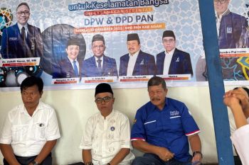 DPD PAN Agam adakan doa akhir tahun bersama anak yatim di lokasi bencana