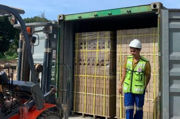 Perluas Pasar Sumatera, PT Semen Padang Kirim SEPABLOCK ke Medan
