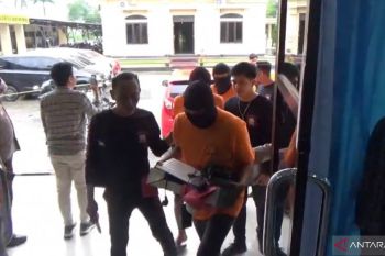 Polresta Kendari ringkus sindikat pemalsu STNK