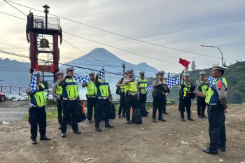 Wisatawan menuju Dieng agar patuhi aturan lalu lintas
