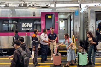 Daop 2 Bandung catat tingginya mobilitas masyarakat pada libur Natal dan Tahun Baru