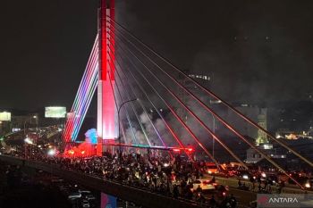 Flyover Pasupati saat malam tahun baru tidak ditutup
