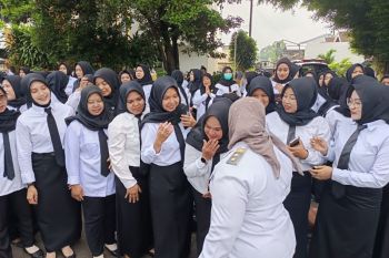 Pemkab Ponorogo serahkan 1.818 SK PPPK paruh waktu
