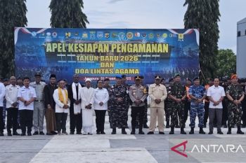 Gubernur Papua Fakhiri mengajak warga lepas tahun tanpa perayaan besar