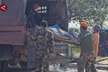 Tiga hari operasi, TNI AU evakuasi 24 jenazah korban banjir di Aceh