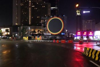 DLH DKI tambah peralatan pembersihan sampah sisa perayaan tahun baru