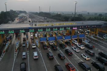 Jasamarga perbanyak layanan gardu ke arah Jakarta di Gerbang Tol Cikampek Utama