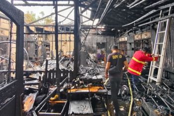 Kebakaran saat pagi hanguskan rumah warga di Kapuas