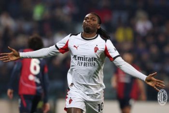Aksi Gemilang Leo Bawa AC Milan Rebut Puncak Klasemen