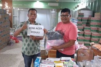 KONI Aceh Tamiang salurkan bantuan ke pengurus dan pengungsi