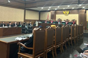 Majelis hakim tetapkan sidang Nadiem Makarim menggunakan KUHAP baru