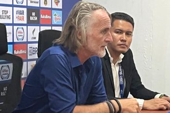 Pelatih Dewa United akui timnya gagal manfaatkan ruang di lapangan
