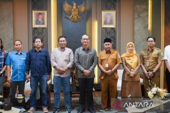 Unram menyiapkan arena untuk Porwada PWI NTB