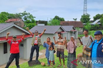 Warga terdampak banjir Wera-Ambalawi tempati huntara bantuan BNPB
