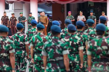 Eri Cahyadi ajak warga tangani bersama premanisme