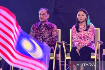 Pemerintah Malaysia wajibkan pelajaran dan ujian Bahasa Melayu