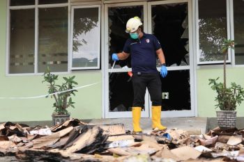 Polisi libatkan labfor selidiki kebakaran gudang farmasi RSUD Ponorogo