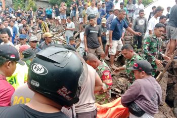Pemprov Sulut donasikan bantuan korban banjir ke Pulau Siau Sitaro