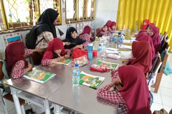 'Full day school' diuji coba di Mataram