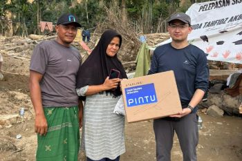 Empat Starlink dibagikan untuk konektivitas darurat di Aceh