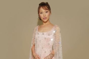 Ariana Grande bersiap kembali tur konser usai hiatus enam tahun