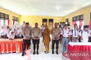 Polresta Ambon edukasi siswa SMAN 47 Malteng cegah kenakalan remaja