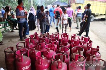 SKK Migas perkuat koordinasi KKKS distribusikan bantuan ke Sumatera