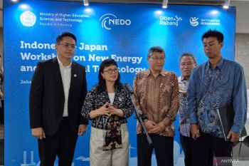 Wamendiktisaintek sebut Indonesia sangat butuh industri berbasis sains