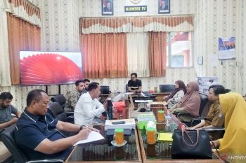 DPRD Situbondo desak Dinkes edit data calhaj terancam gagal berangkat