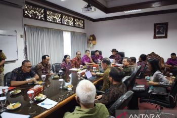 DPRD minta pengelola resor di Pecatu lengkapi izin gunakan tebing dan goa