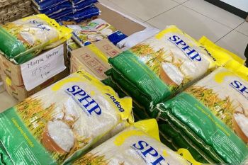 Bulog Batam catat realisasi penjualan 1.386 ton beras SPHP sepanjang tahun 2025